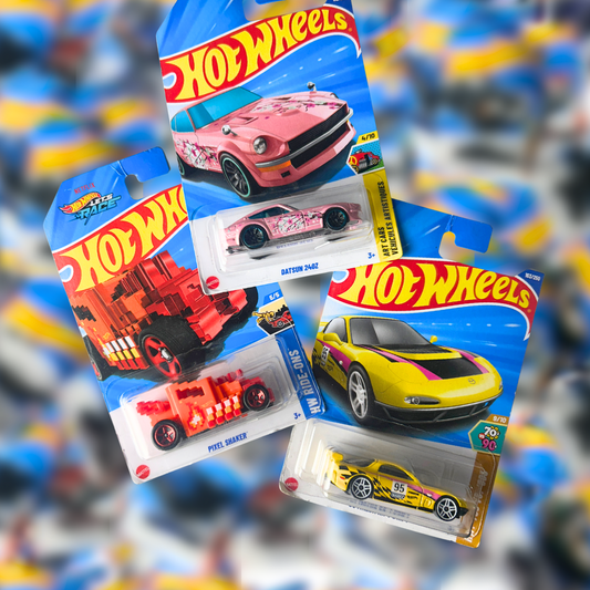 Hot Wheels 3- Car Collectors Set – 95 Mazda RX-7 Drift, Datsun 240z , Pixel Shaker