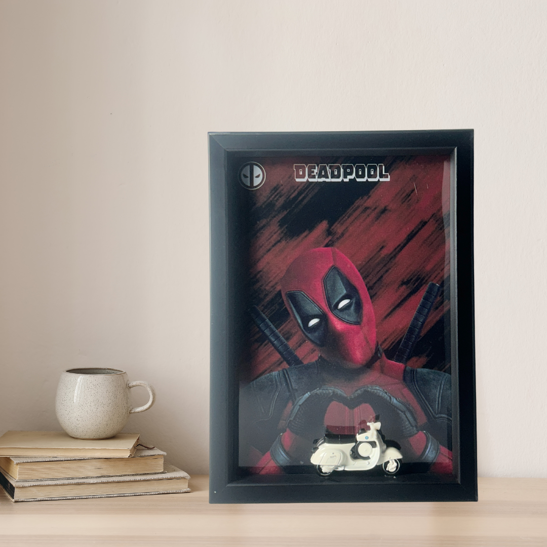 Deadpool Diecast Scooter Frame with Hot Wheels – Marvel | Limited Edition Display