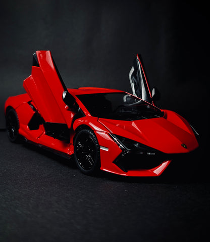 Lamborghini Ruvuelto 1:24 Diecast Model